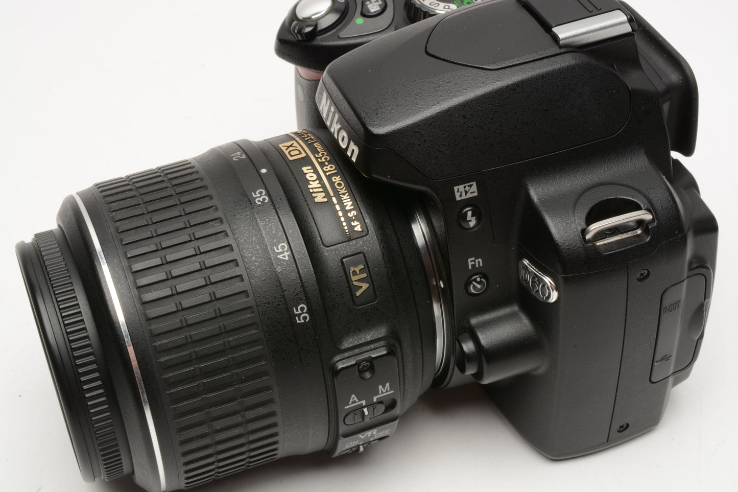 Nikon D60 10.2MP DSLR w/ 18-55mm VR, batt+charger+SD Only 3979 Acts!