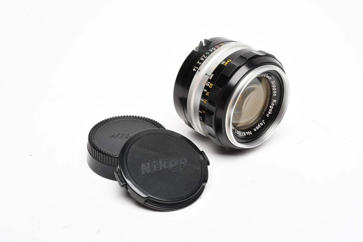 Nikon Nikkor-S 50mm f1.4 Non-AI Prime lens w/caps, sharp!