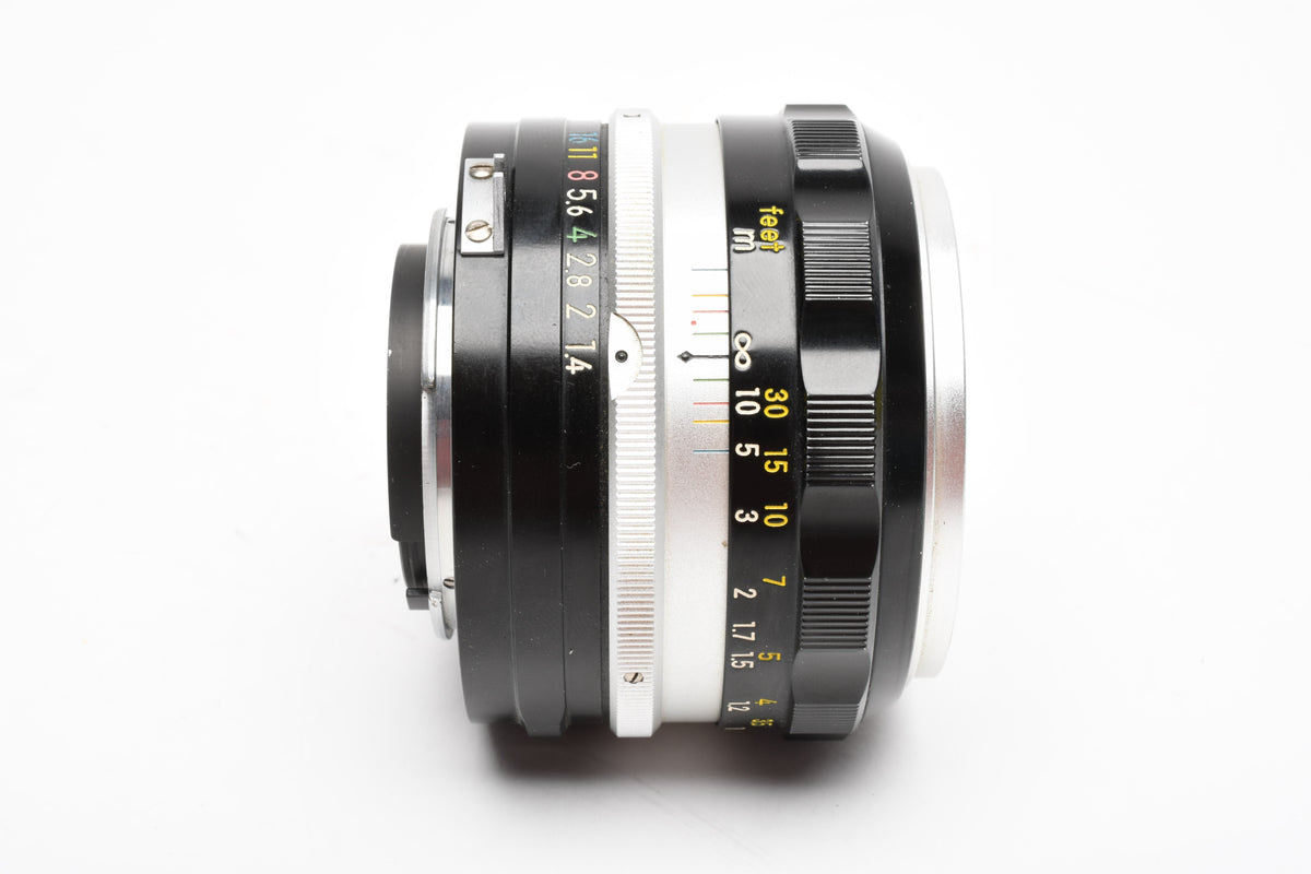 Nikon Nikkor-S 50mm f1.4 Non-AI Prime lens w/caps, sharp!