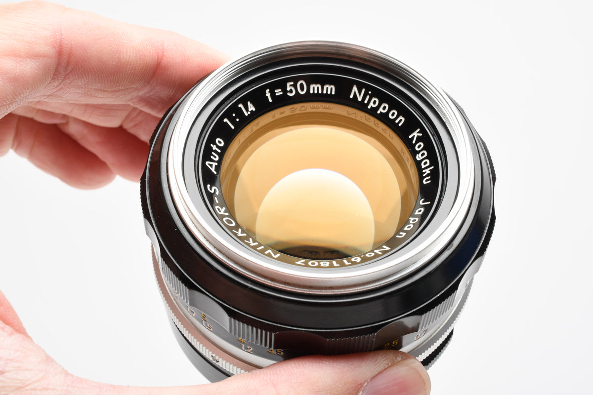 Nikon Nikkor-S 50mm f1.4 Non-AI Prime lens w/caps, sharp!