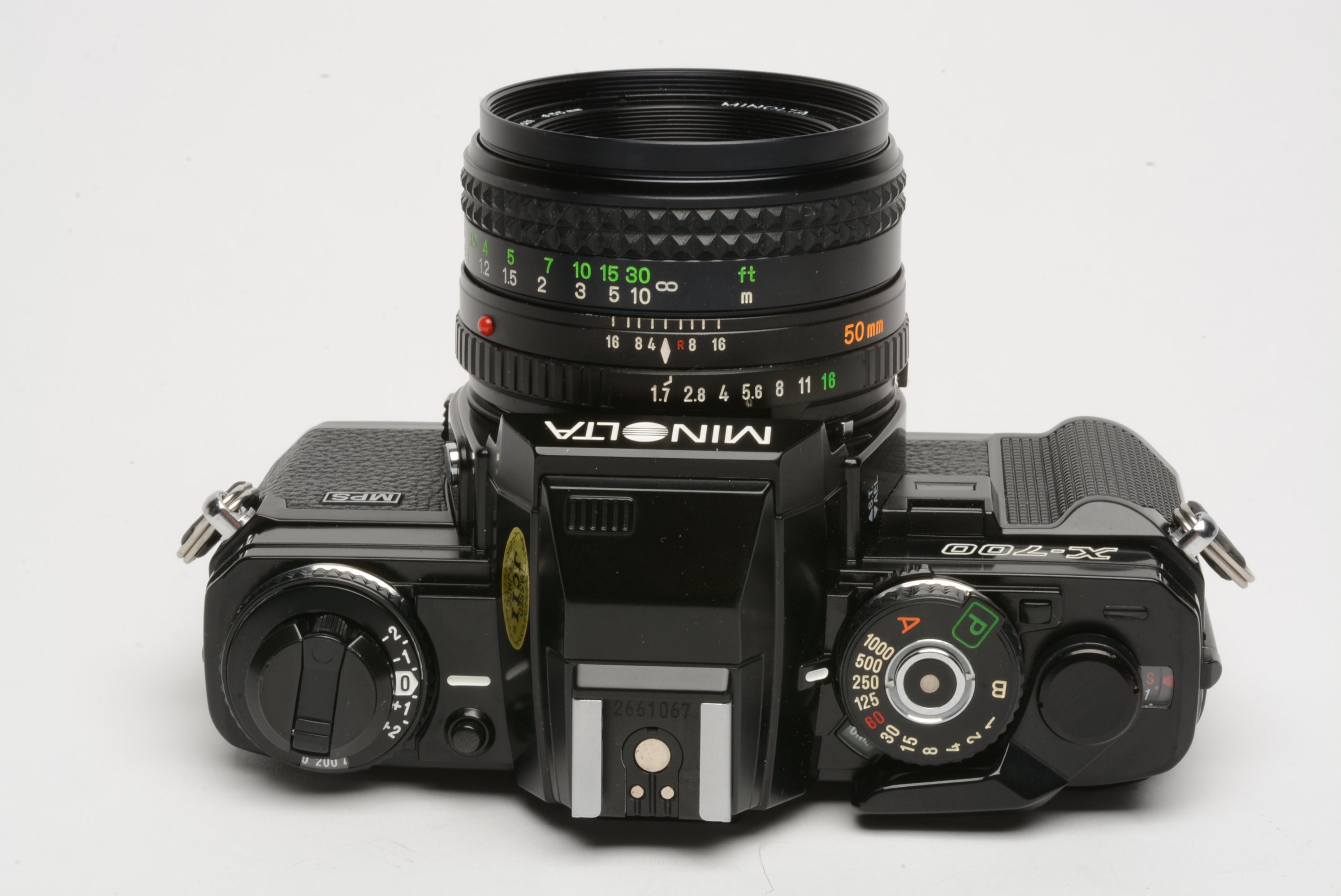 Minolta X700 35mm SLR w/50mm f1.7 lens, strap, cap, UV, new seals