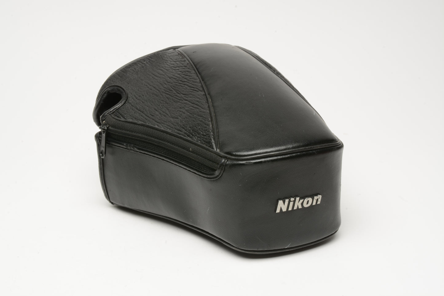 Nikon CF-46 Eveready camera case (top and bottom covers) for N6006
