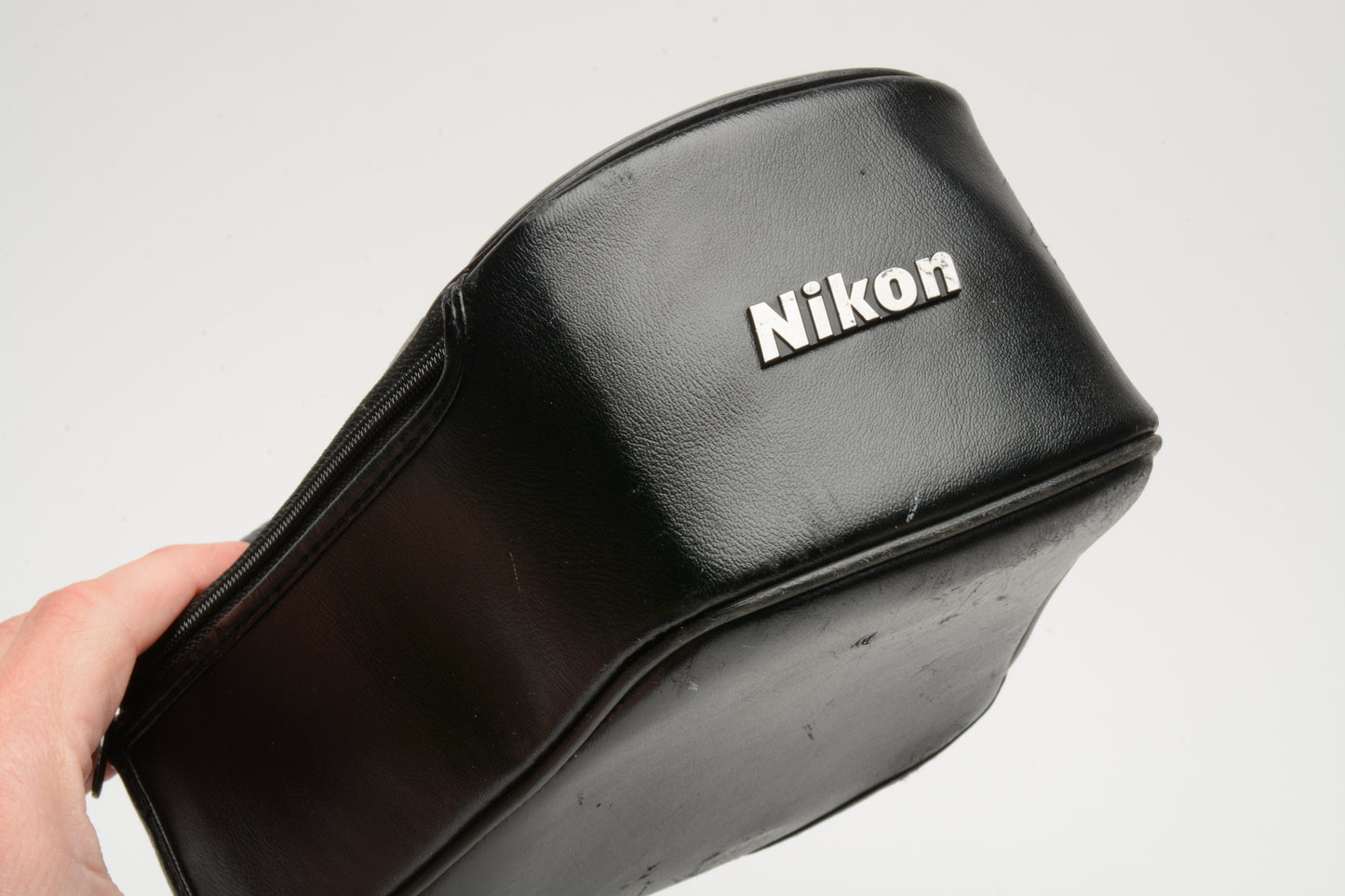 Nikon CF-46 Eveready camera case (top and bottom covers) for N6006