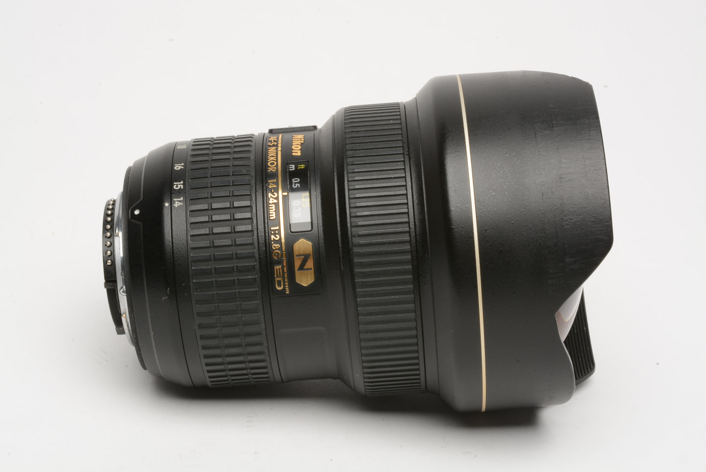 Nikon AF-S Nikkor 14-24mm f/2.8 G ED N w/Caps, very sharp, *Read