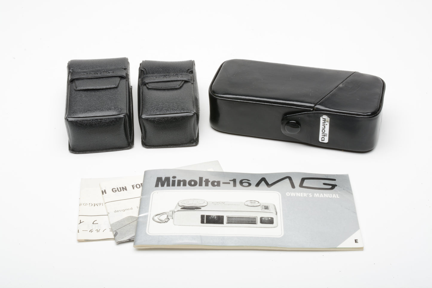 Minolta 16 MG compact "Spy" camera, flash adapter, cases, manual, box, nice!