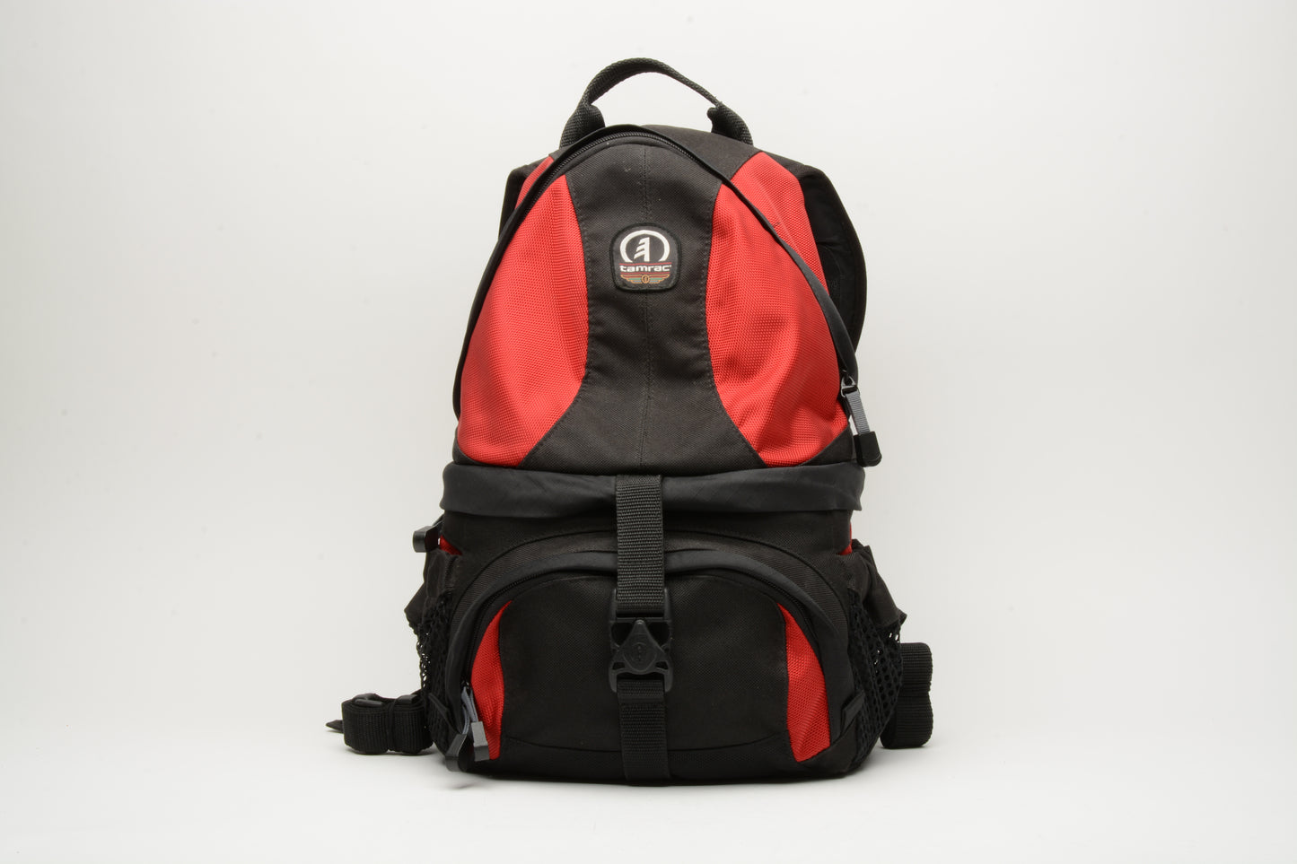 Tamrac 5546 Adventure 6 Backpack (Red), Very clean, Versatile