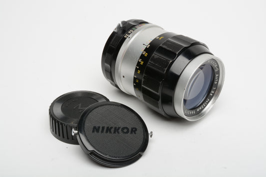 Nikon Nikkor-Q 135mm f3.5 Non-AI Portrait lens, caps, clean and sharp