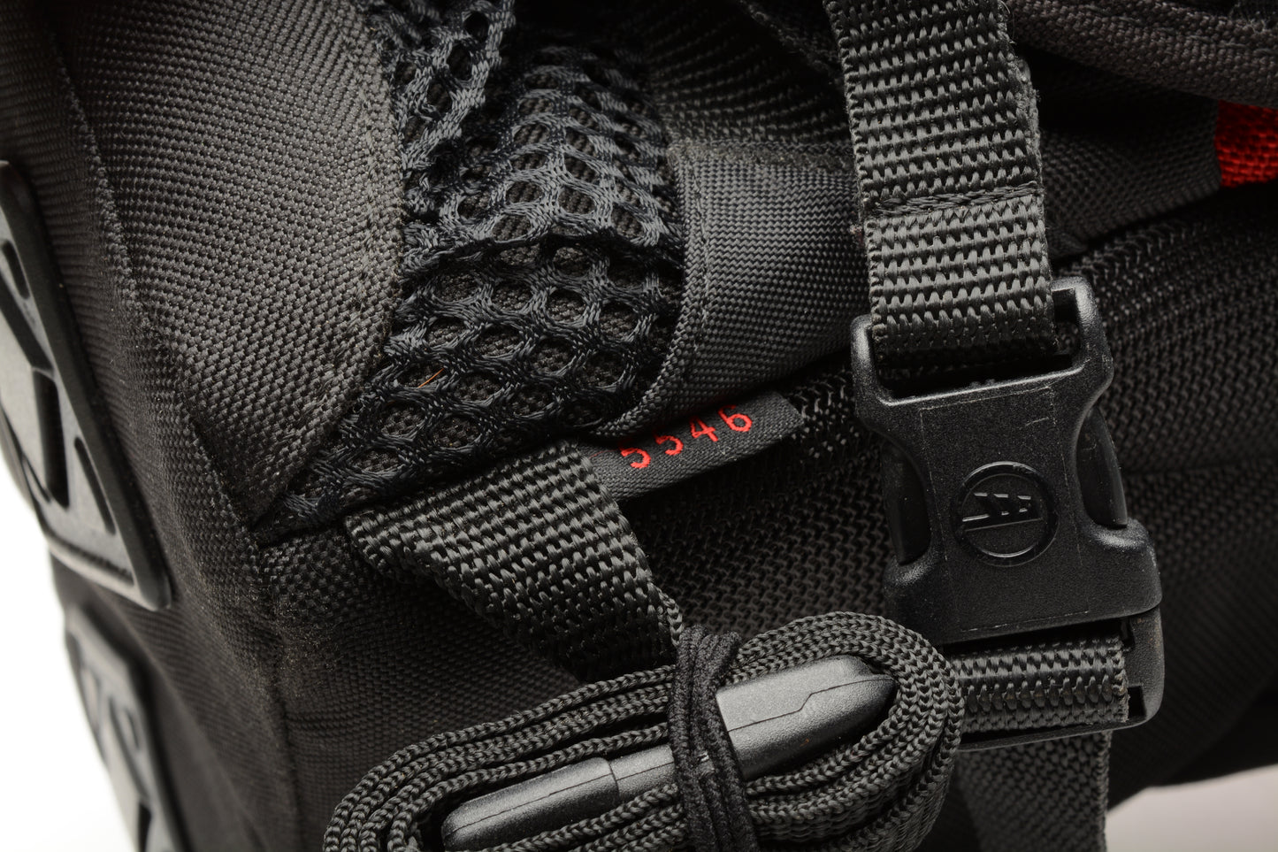 Tamrac 5546 Adventure 6 Backpack (Red), Very clean, Versatile