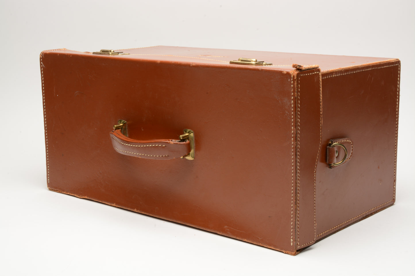 Linhof leather 4x5 case measures ~18 x 8.5 x 10.5", Very nice & clean