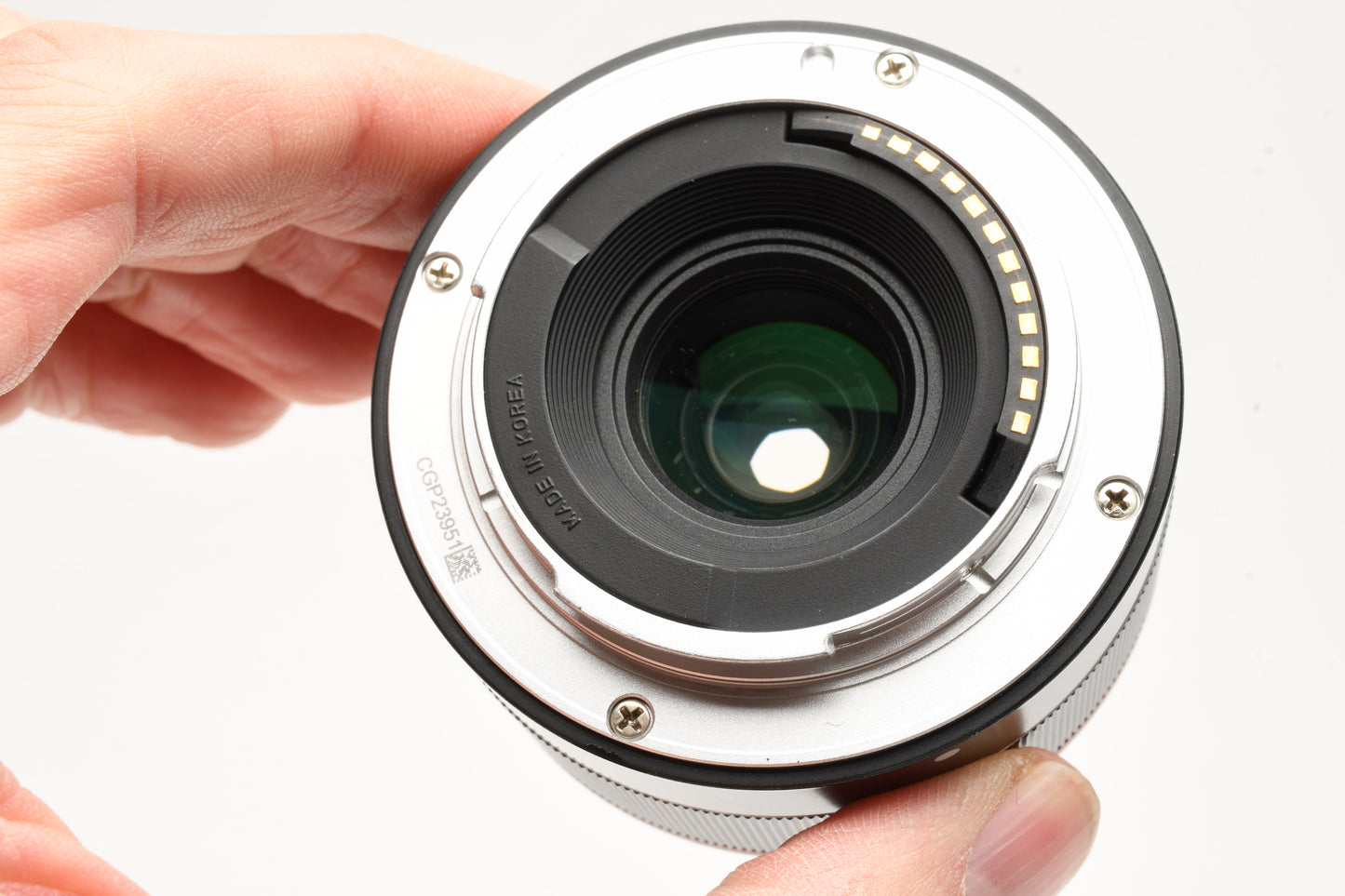 Samyang AF 24mm f2.8 FE Lens for Sony E Mount, Case, hood, caps, Mint-