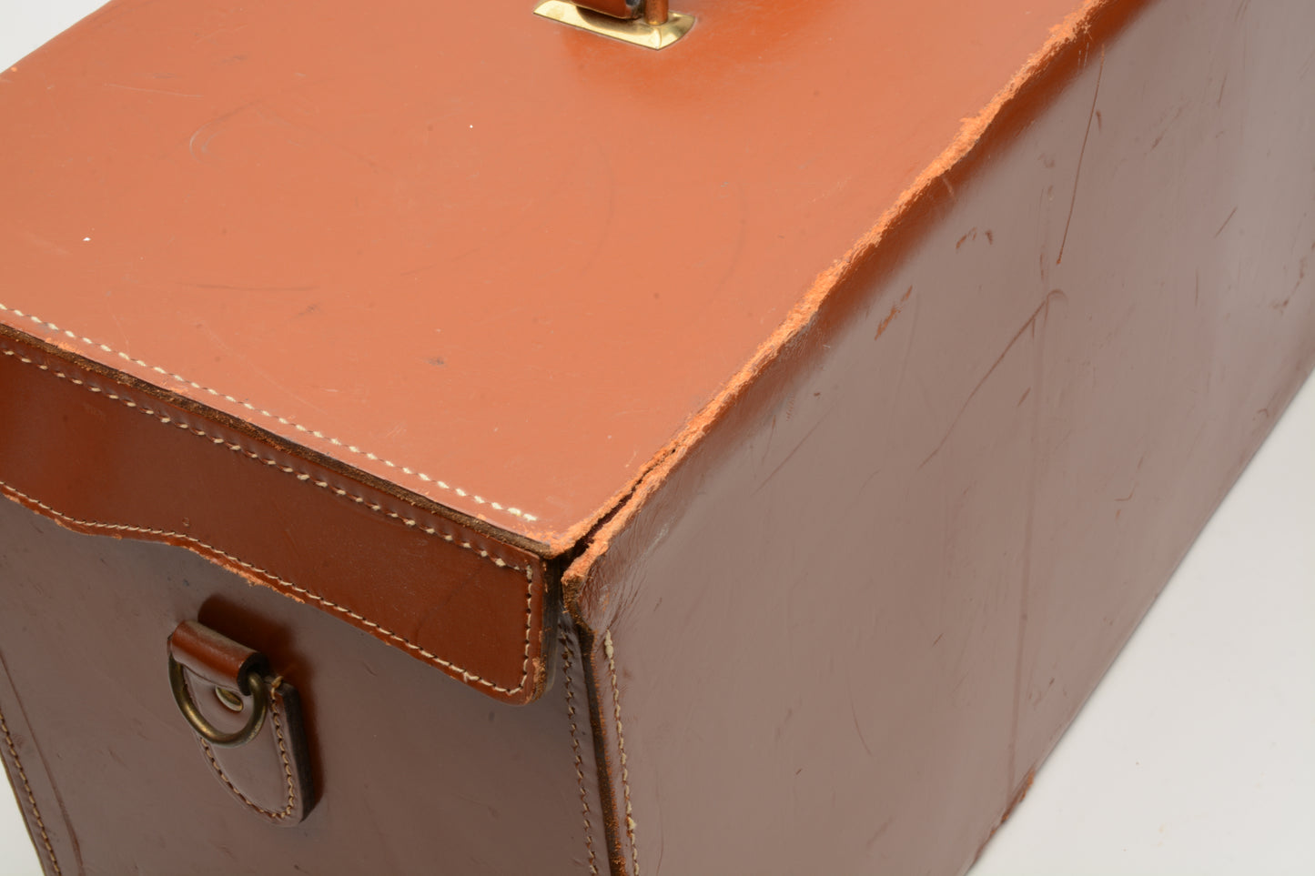 Linhof leather 4x5 case measures ~18 x 8.5 x 10.5", Very nice & clean