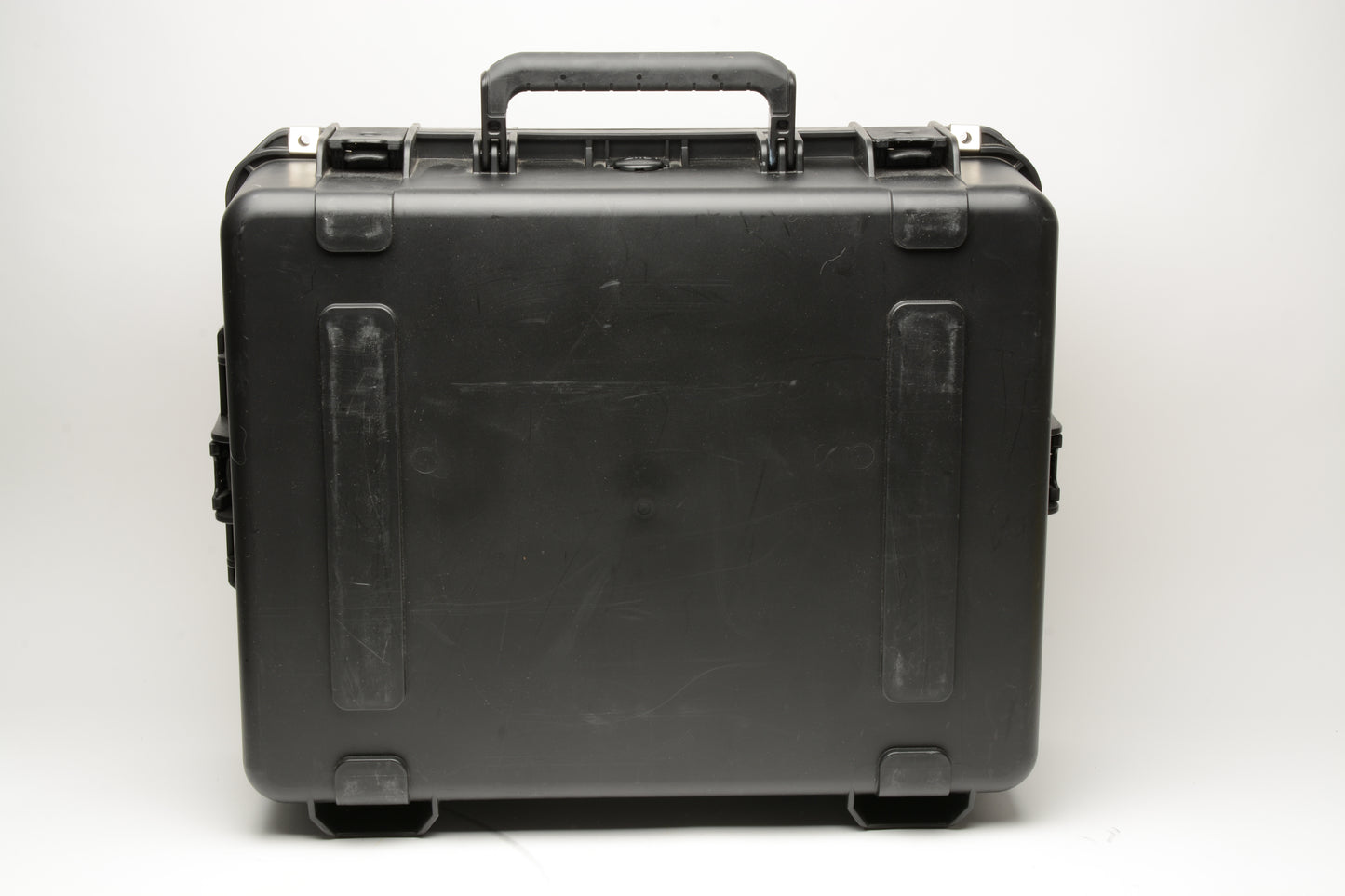 SKB iSeries 2217-8 Waterproof Case w/Gray Dividers, Great Quality!