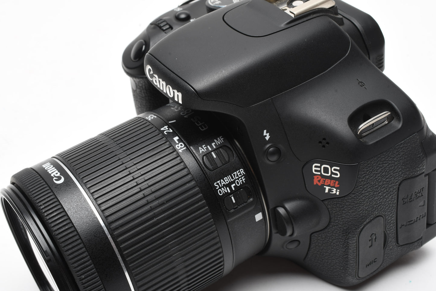 Canon EOS T3i w/18-55mm f3.5-5.6 IS STM lens, batt+charger, Only 1122K Acts!
