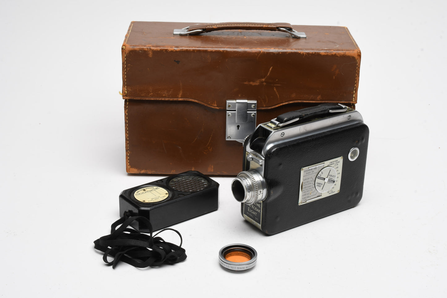 Kodak Model 90 8mm Movie camera, Case, works!