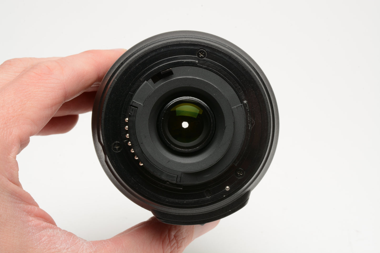 Nikon AFS Nikkor 55-200mm F4-5.6G ED DX VR zoom lens, caps, hood, pouch, Mint-