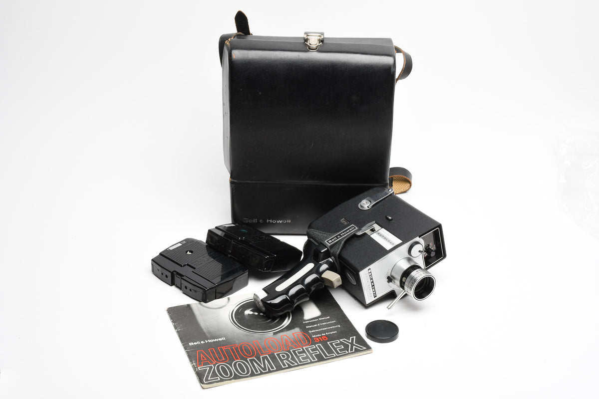 Bell & Howell Autoload Zoom Reflex 315 regular 8mm film Camera w/Case, 2x Cartridges, Clean!
