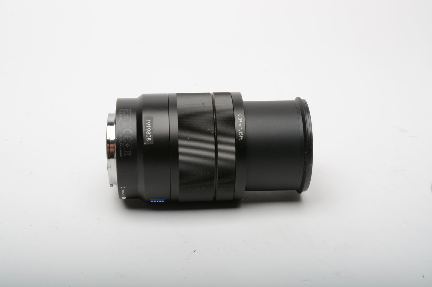 Sony 16-70mm f4 ZA OSS E-Mount (for APS-C) Vario-Tessar T* SEL1670Z + Hood