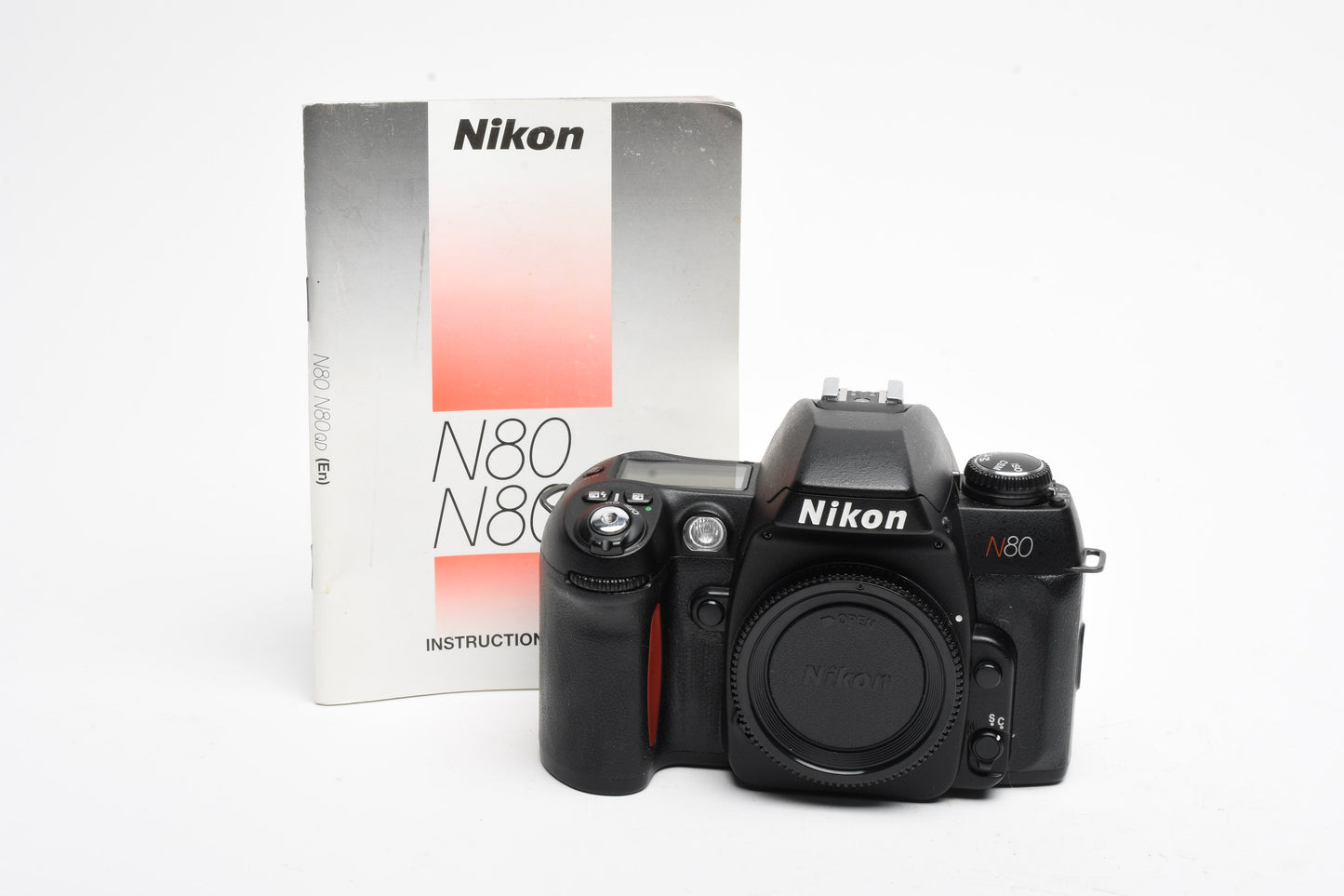 Nikon N80 35mm SLR body, cap, manual, tested, works great
