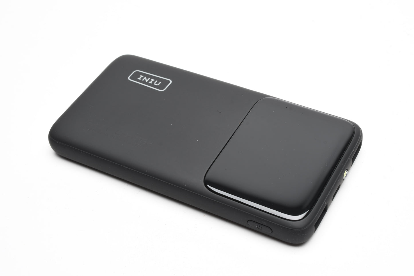 Iniu Power Bank BI- B6 MegaPower Slim 10500mAH 22. 5 W Portable Charger