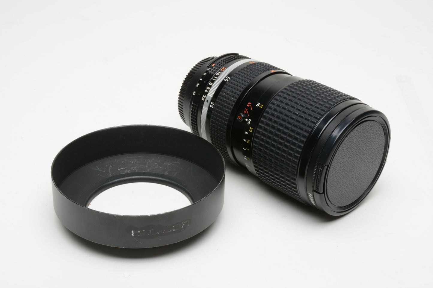 Nikon Nikkor 35-70mm f3.5 Macro AI lens, caps, hood, + UV filter, sharp, *Read