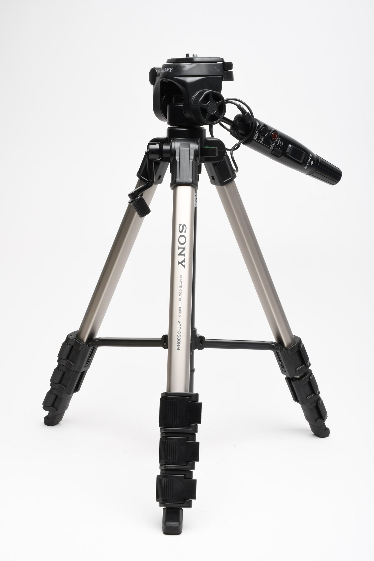 Sony VCT-D680RM Remote Control Tripod, w/QR plate, Nice!