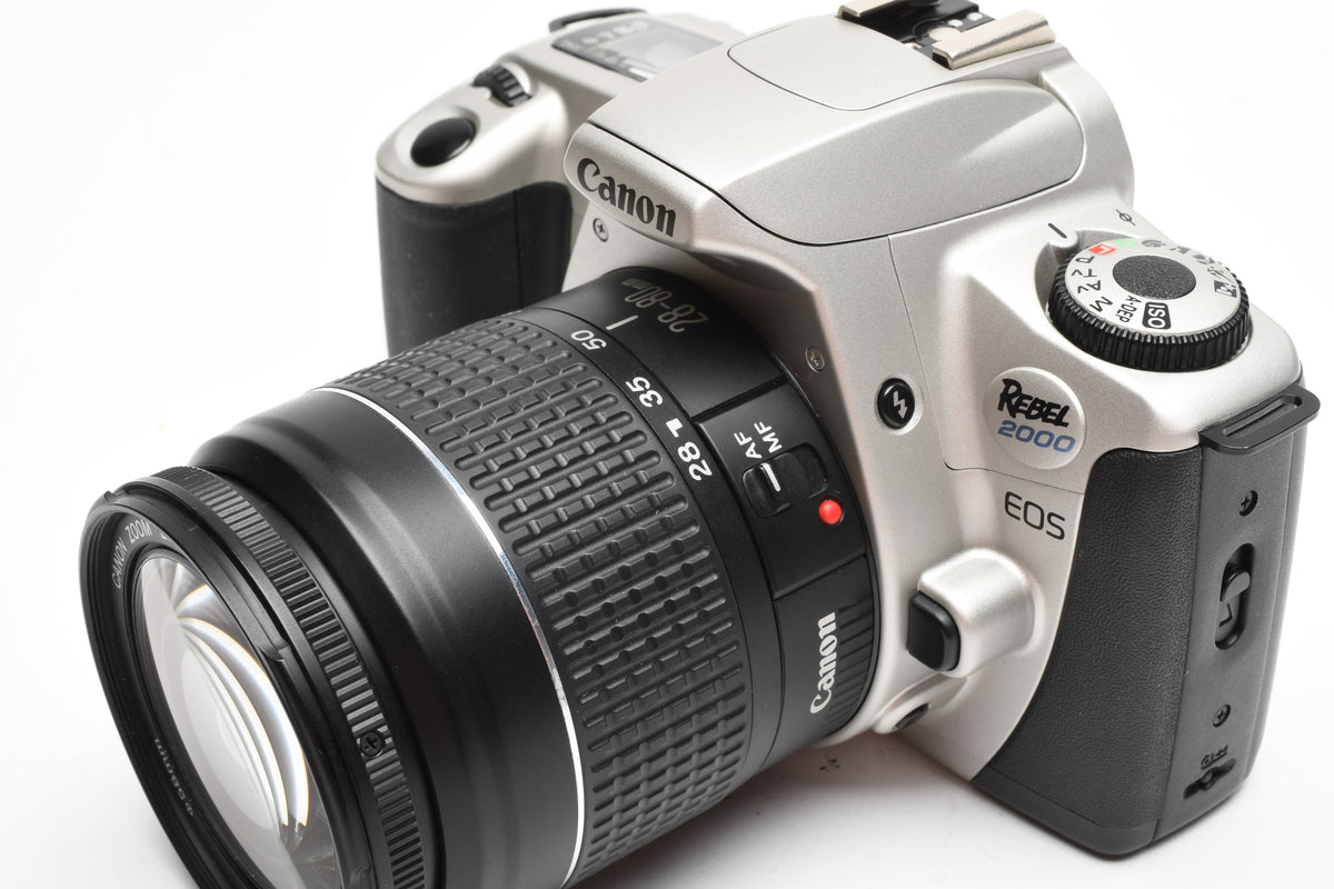 Canon Rebel 2000 35mm SLR w/EF 28-80mm f3.5-5.6 II zoom lens w/strap, Nice!