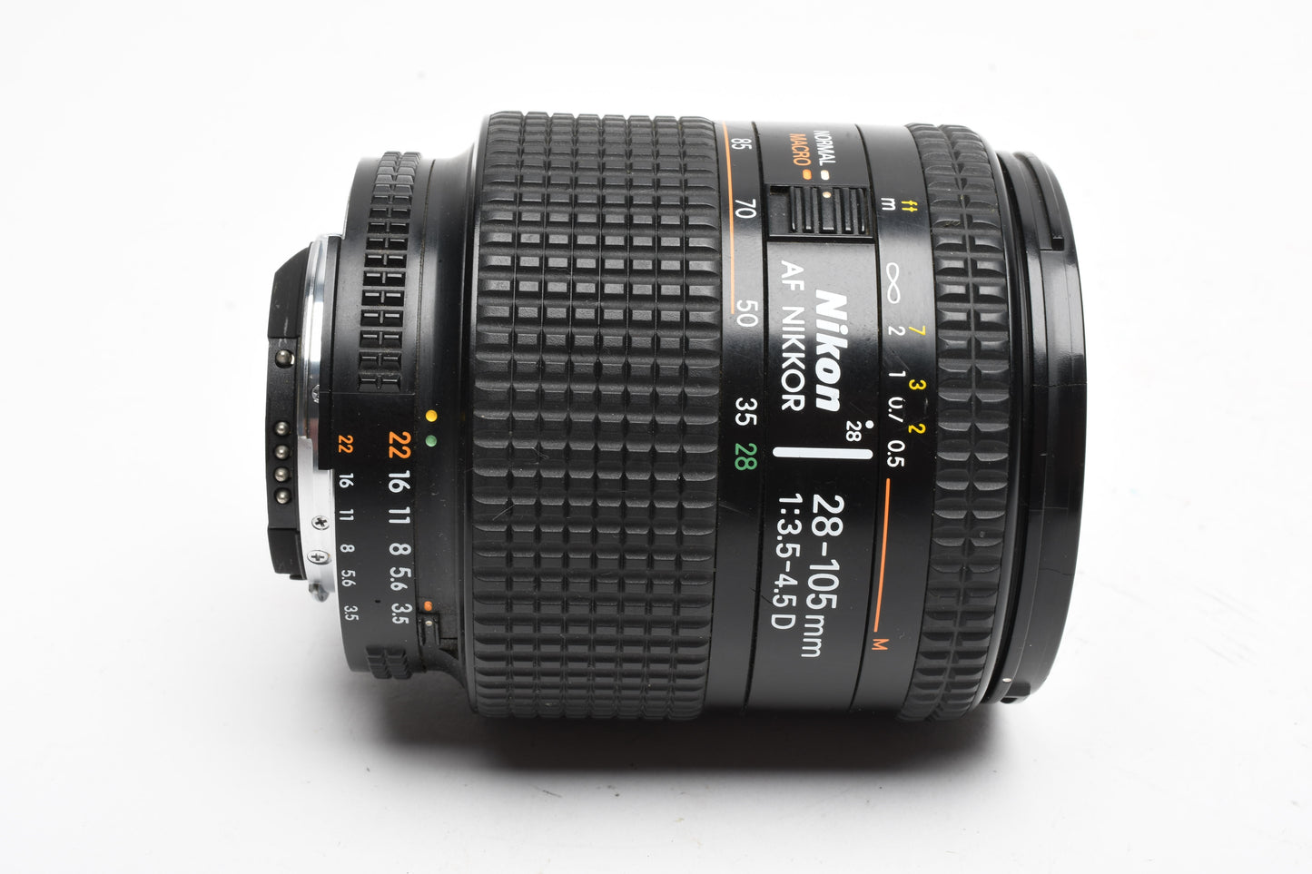 Nikon AF Nikkor 28-105mm f3.5-4.5D macro zoom lens, Caps, Good!