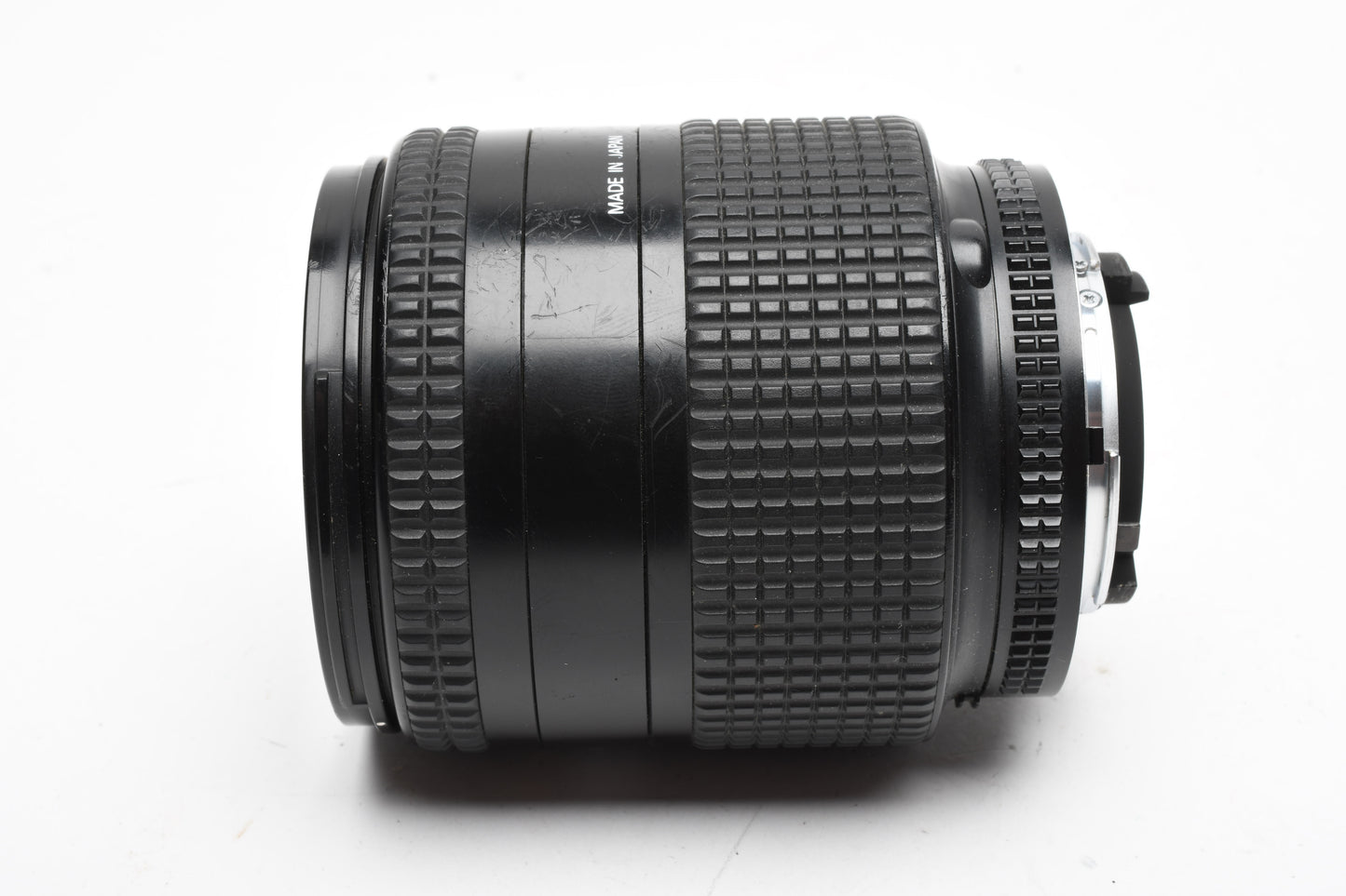 Nikon AF Nikkor 28-105mm f3.5-4.5D macro zoom lens, Caps, Good!