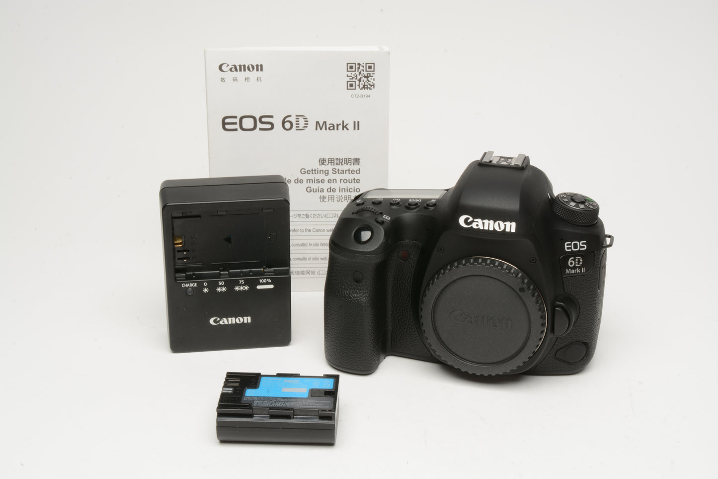 Canon EOS 6D Mark II 26.2MP DSLR body, batt, charger, only 122 acts!! Tested, great!