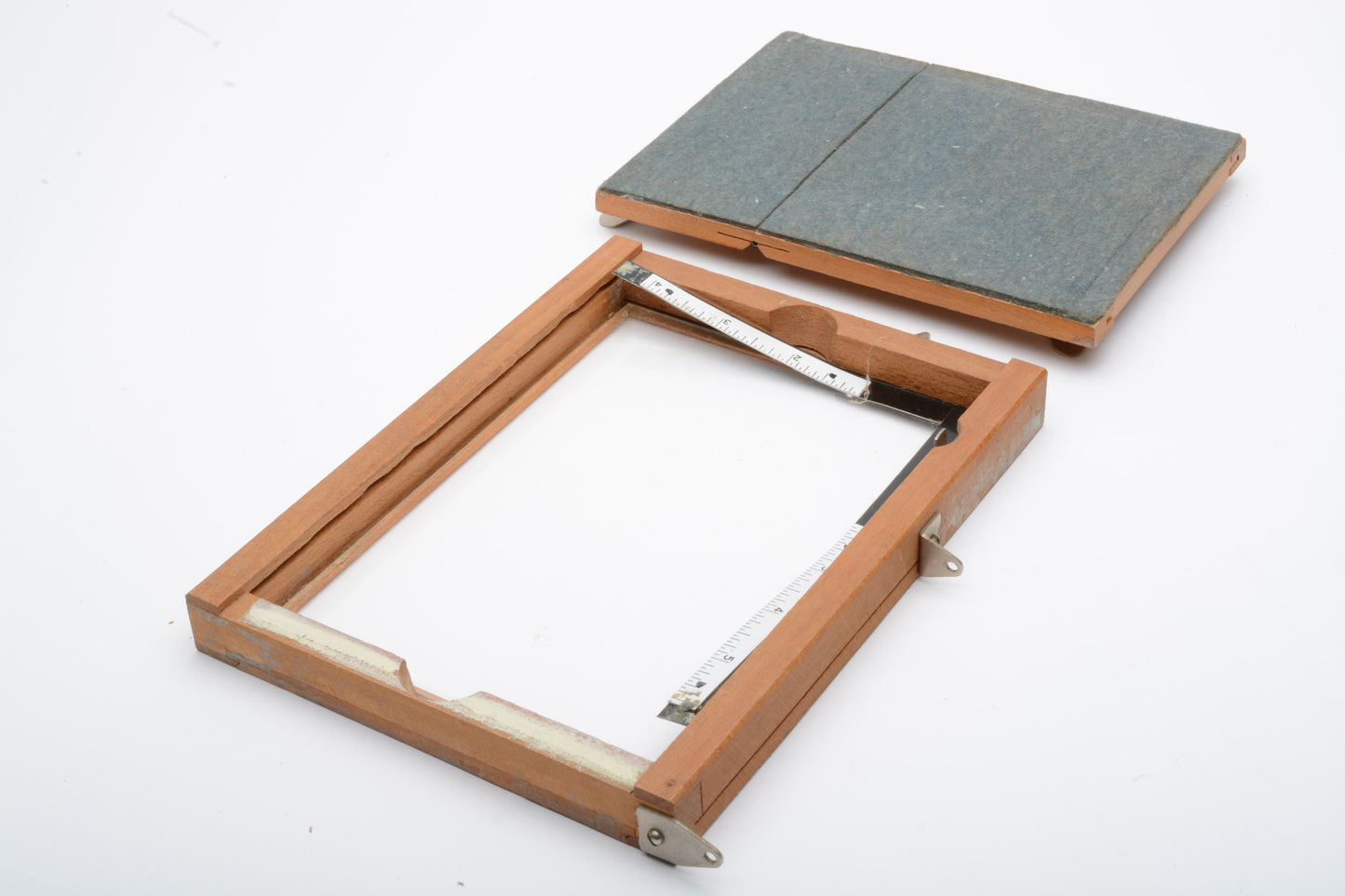 Vintage Kodak printing frame 4x5 and smaller Negatives, nice and clean frame