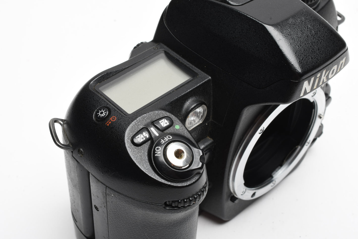 Nikon N80 35mm SLR body, cap, manual, tested, works great