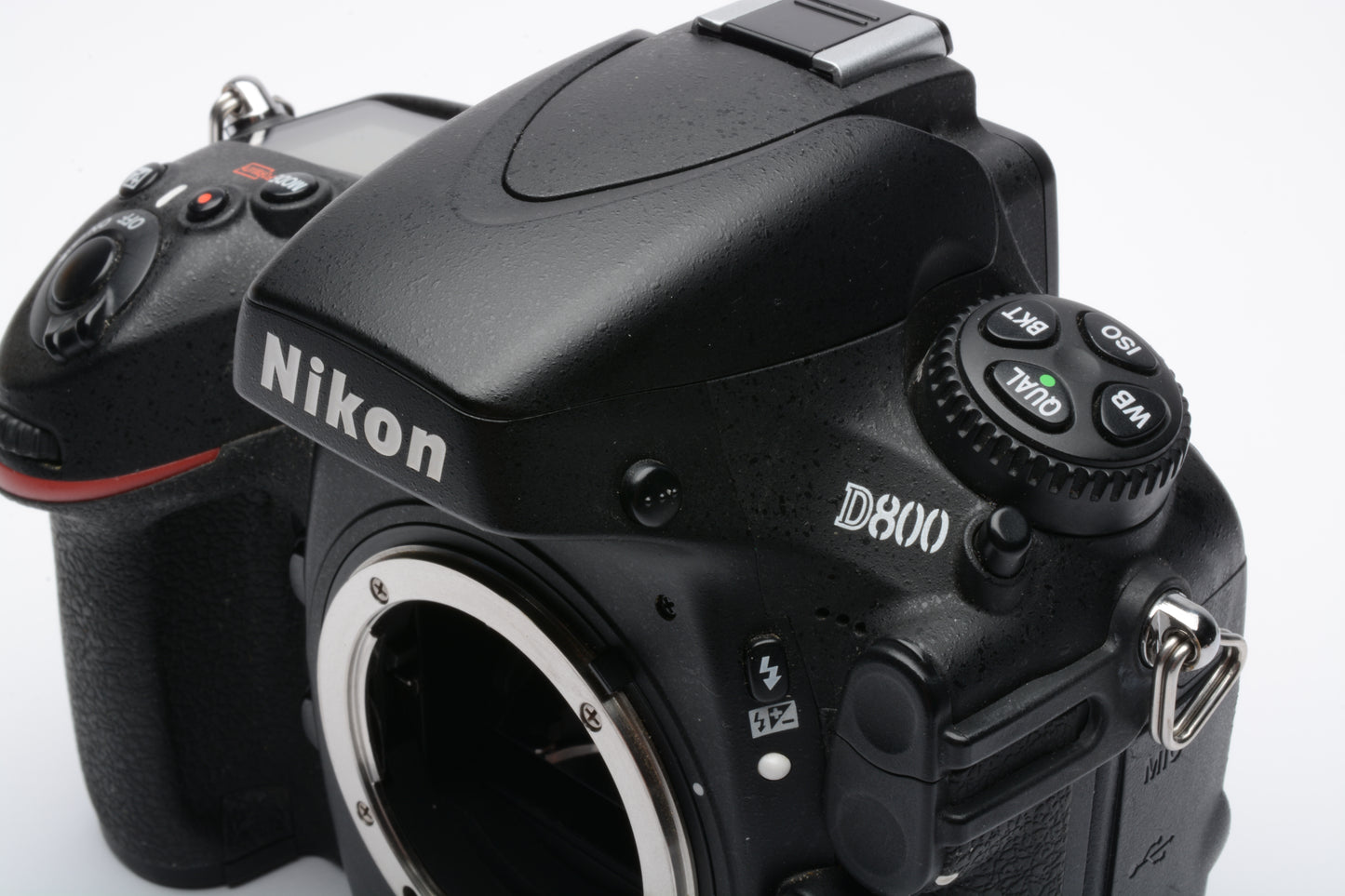 Nikon D800 DSLR body, USA version, batt+charger+USB, only 36K Acts!