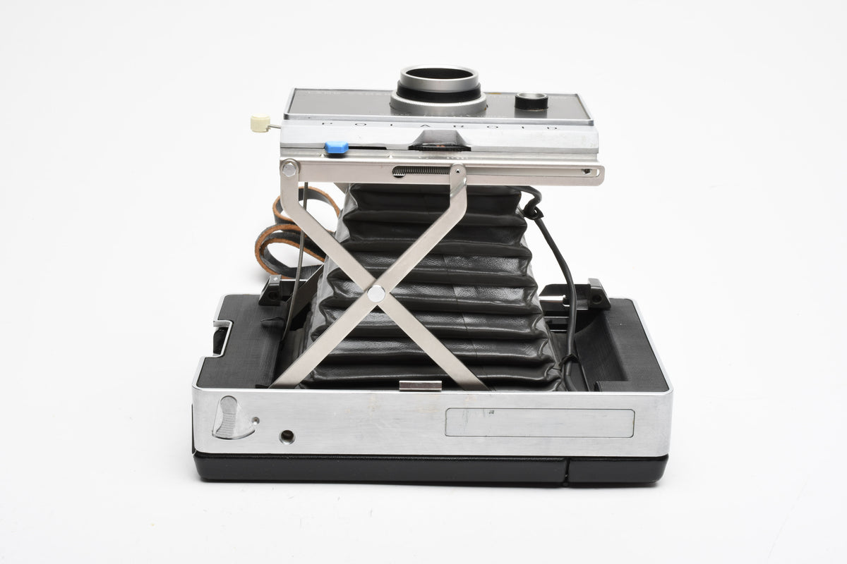 Polaroid Automatic 100 Instant camera w/strap