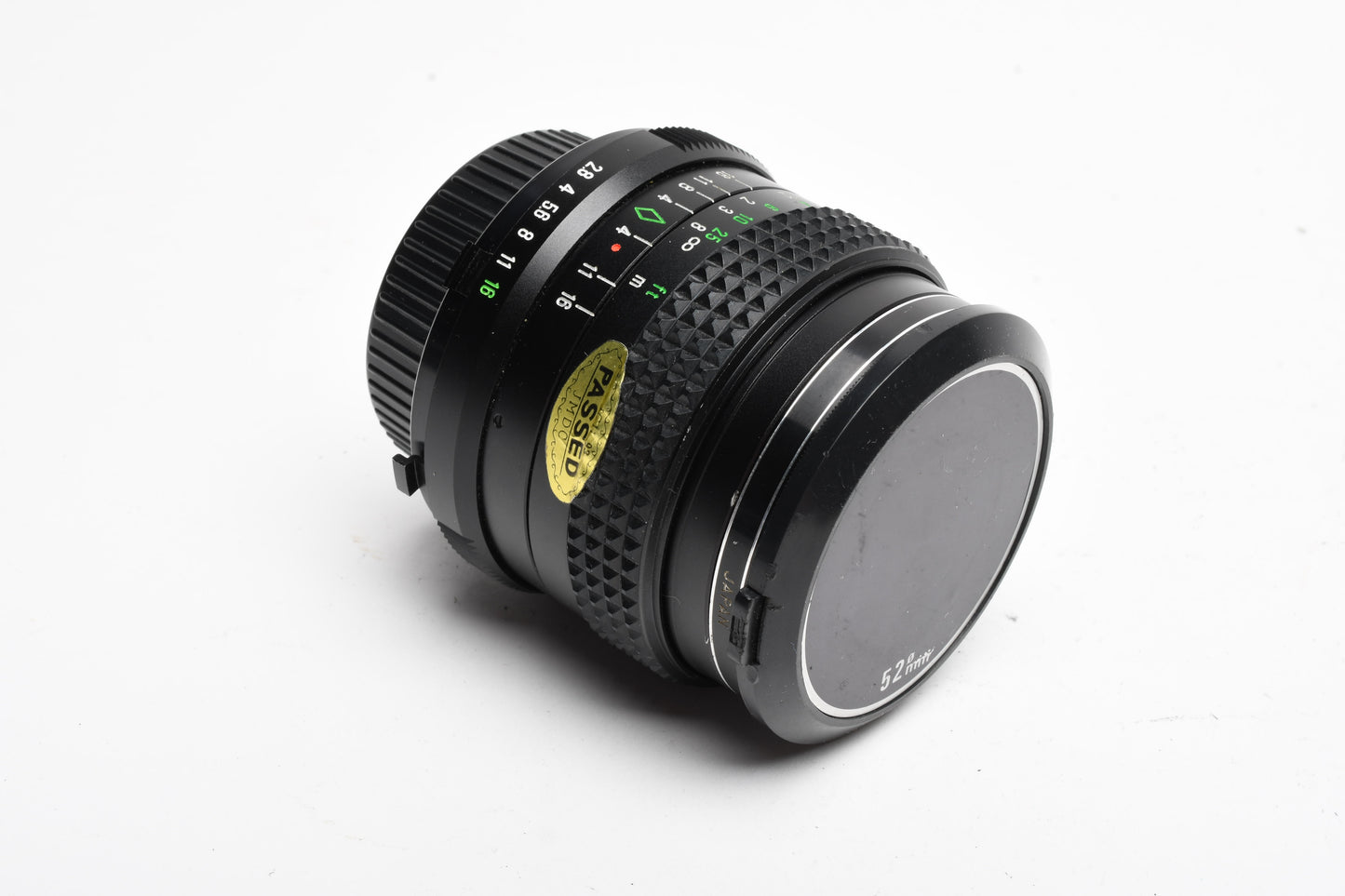 Magnum CCT MC 28mm f2.8 wide lens for Minolta MD Mount + UV filter