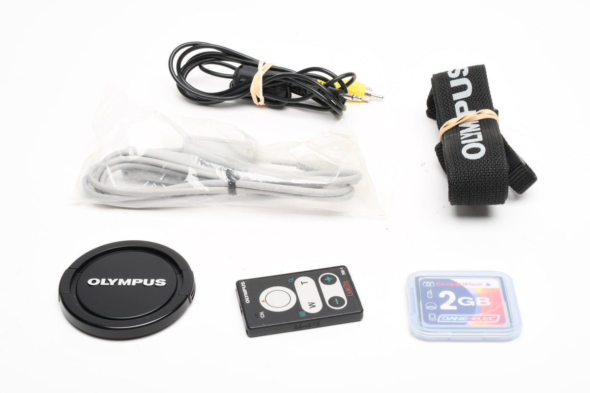 Olympus Camedia E-10 4MP Digital Point&Shoot in Box w/Hood, Wide Angle Converter, Cf Card, Great Bundle!