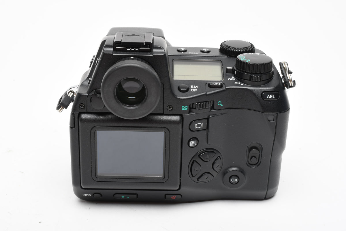 Olympus Camedia E-10 4MP Digital Point&Shoot in Box w/Hood, Wide Angle Converter, Cf Card, Great Bundle!