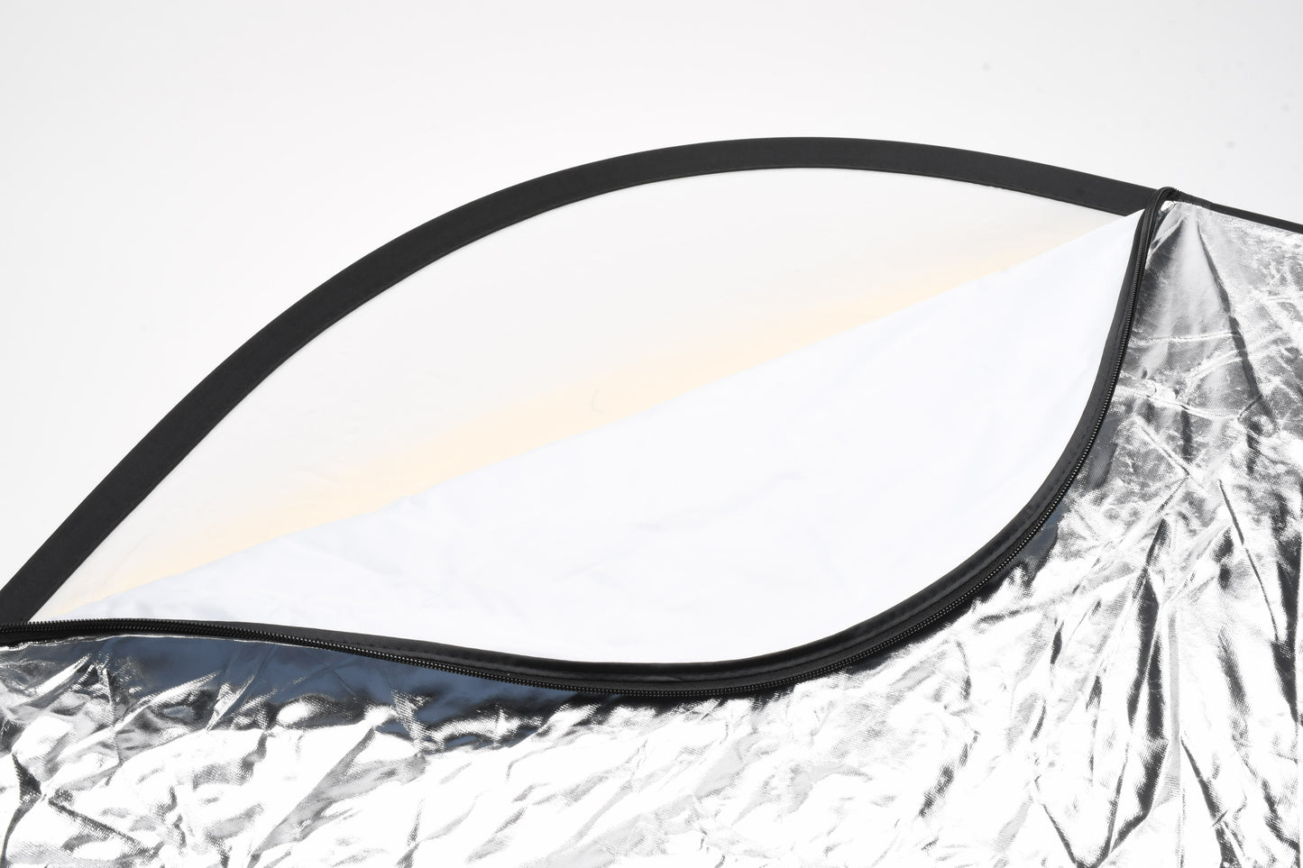 Godox 5in1 34x46" (90x120cm) Rectangular MultiDisc Reflector, Clean, in pouch