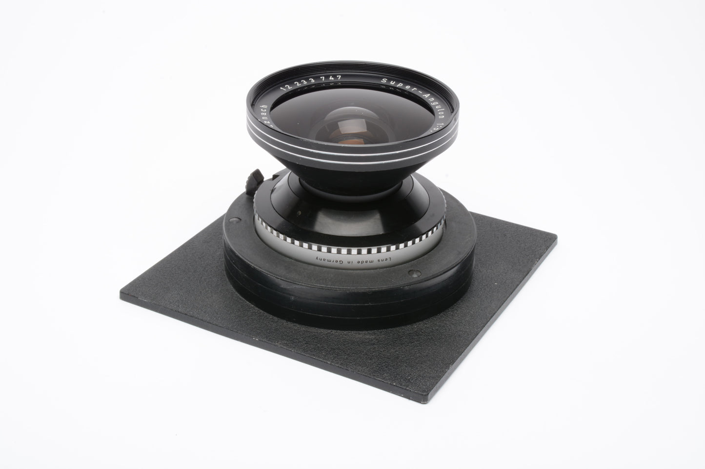 Schneider Super Angulon 90mm f5.6 lens w/Sinar blades and board