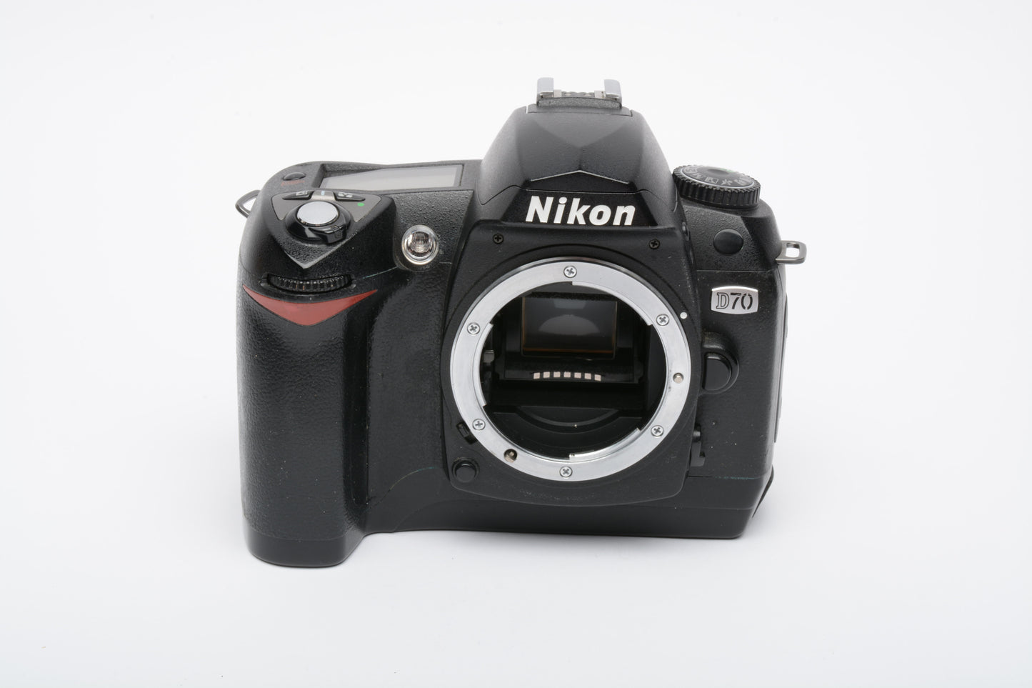 Nikon D70 DSLR body w/2batts, charger, strap, book, 33K Acts