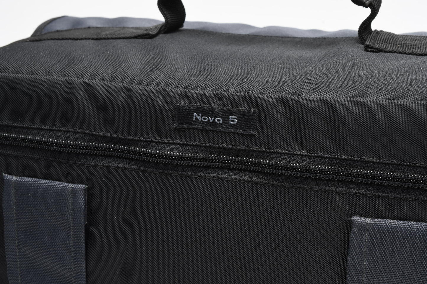 Lowepro Nova 5 Gray camera shoulder bag, clean, Very nice!