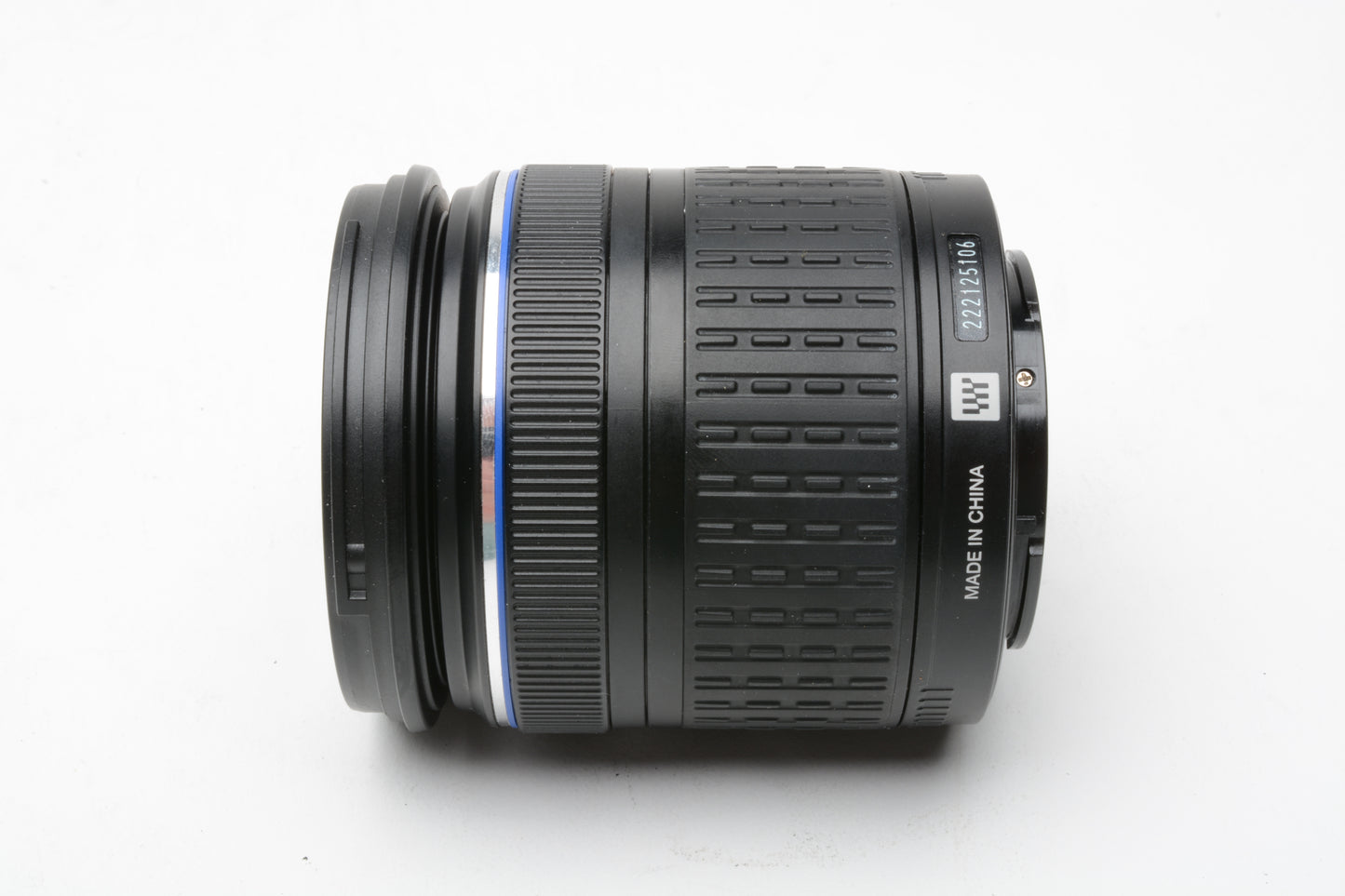 Olympus digital 40-150mm f4-5.6 ED zoom lens for 4/3 mount + UV, Hood