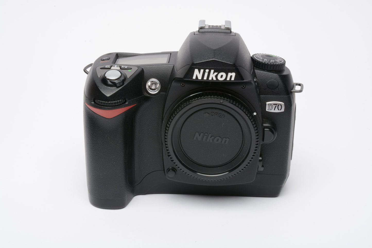 Nikon D70 DSLR body w/2batts, charger, strap, Only 6300 Acts