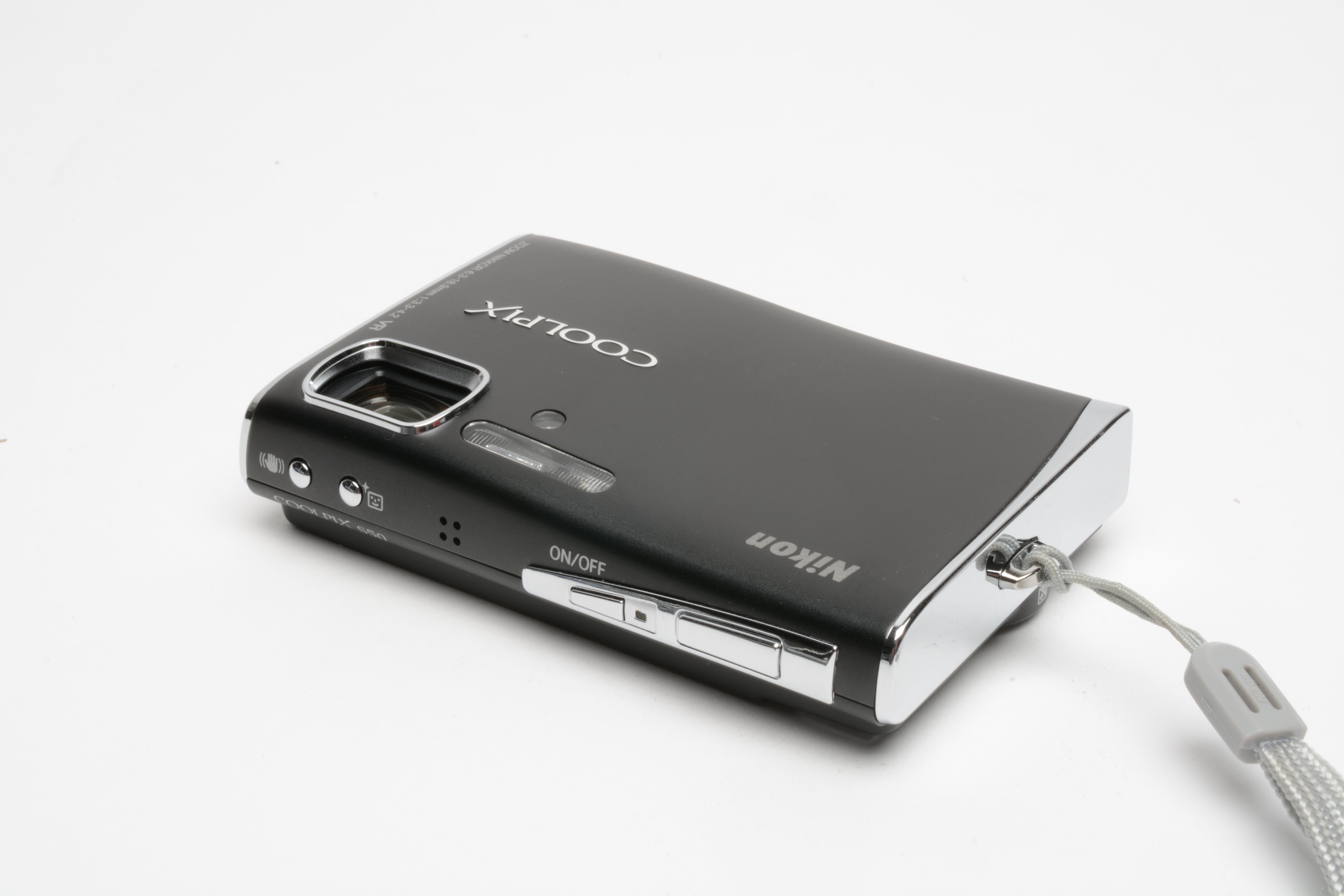 Nikon Coolpix S50 (Black) digital point & shoot 7.2MP case, batt+ 