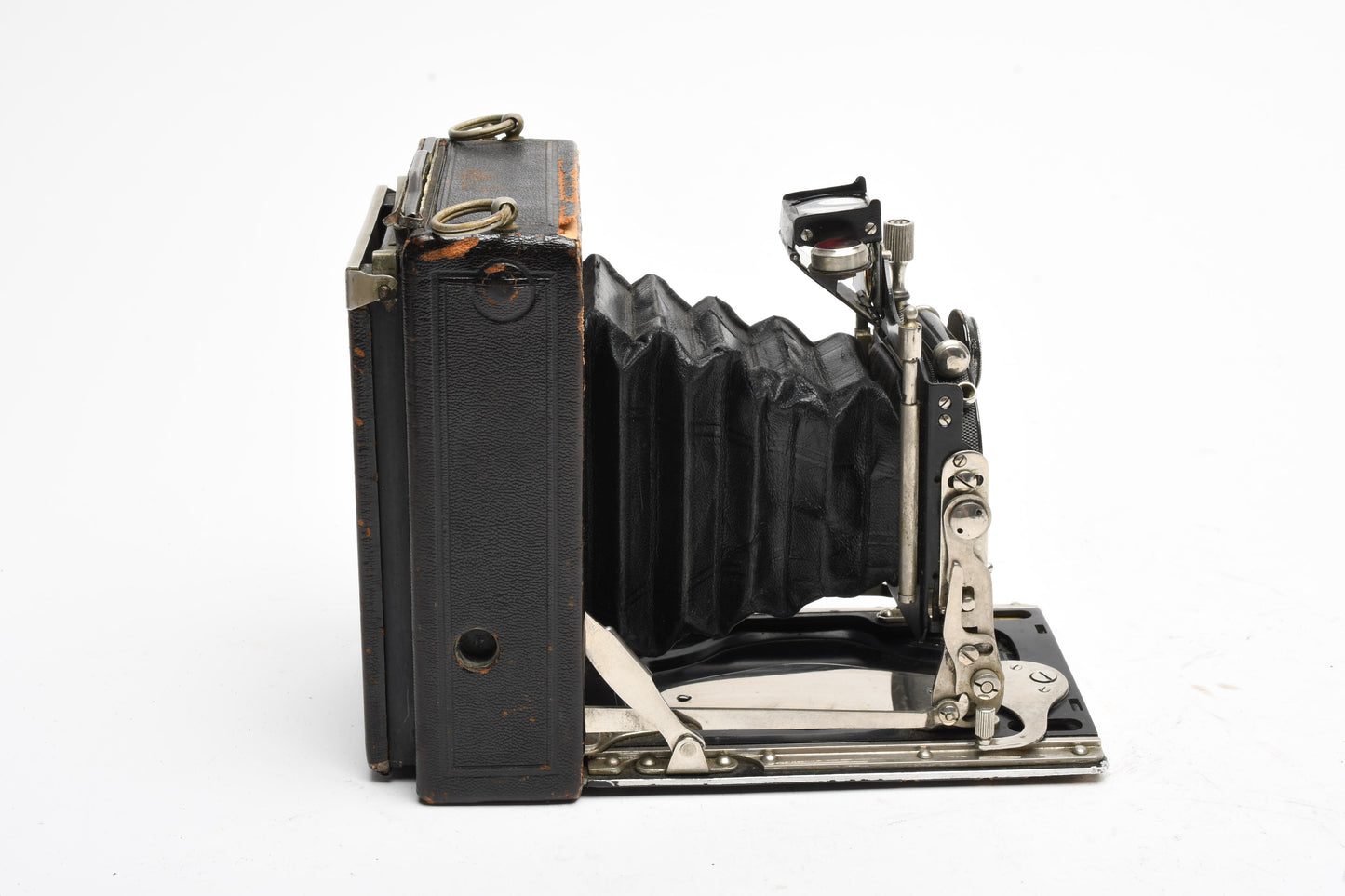 ICA Cupido Cut film camera w/Syntor 115mm lens, working shutter, no holders