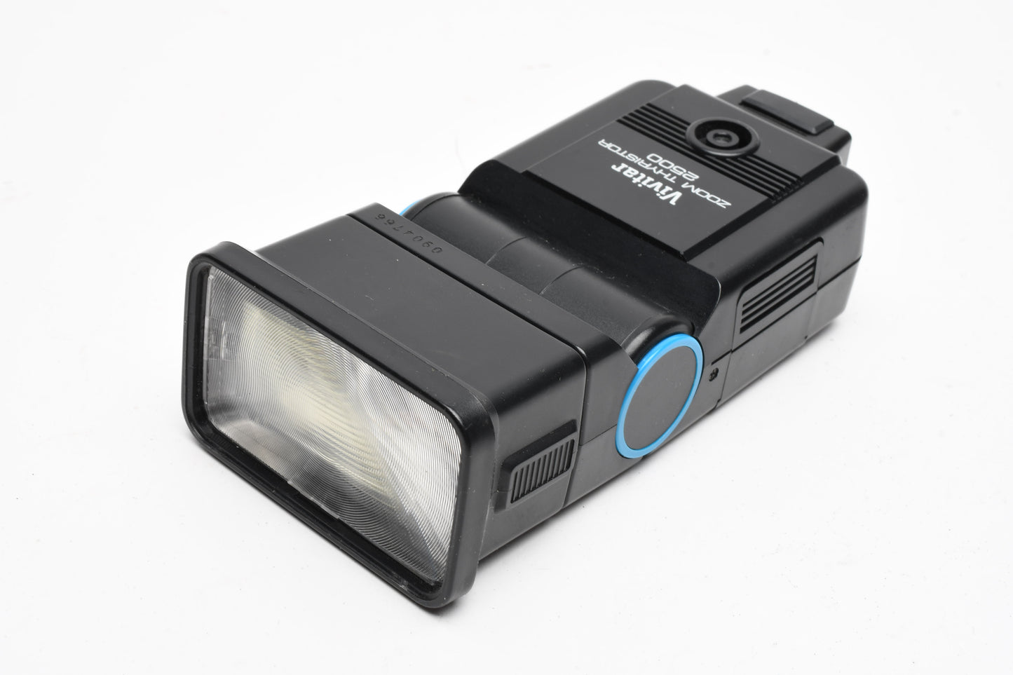 Vivitar Zoom Thyristor 2500 Shoe Mount Flash w/Diffuser, tested