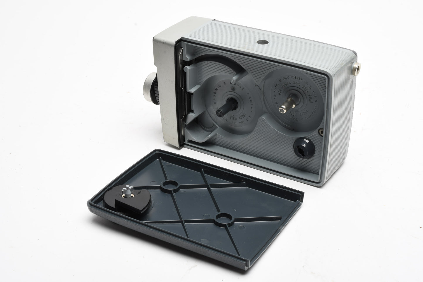 Kodak Brownie 8 movie camera f2.7 Cool! Vintage, Works!