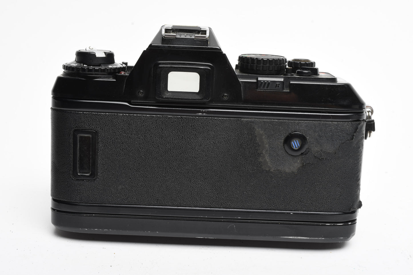 Nikon N2000 35mm SLR W/Nikkor 50mm F1.8, strap, Sky, tested, Good!