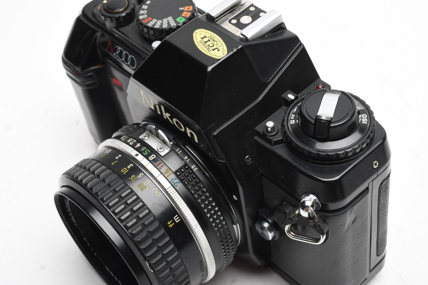 Nikon N2000 35mm SLR W/Nikkor 50mm F1.8, strap, Sky, tested, Good!