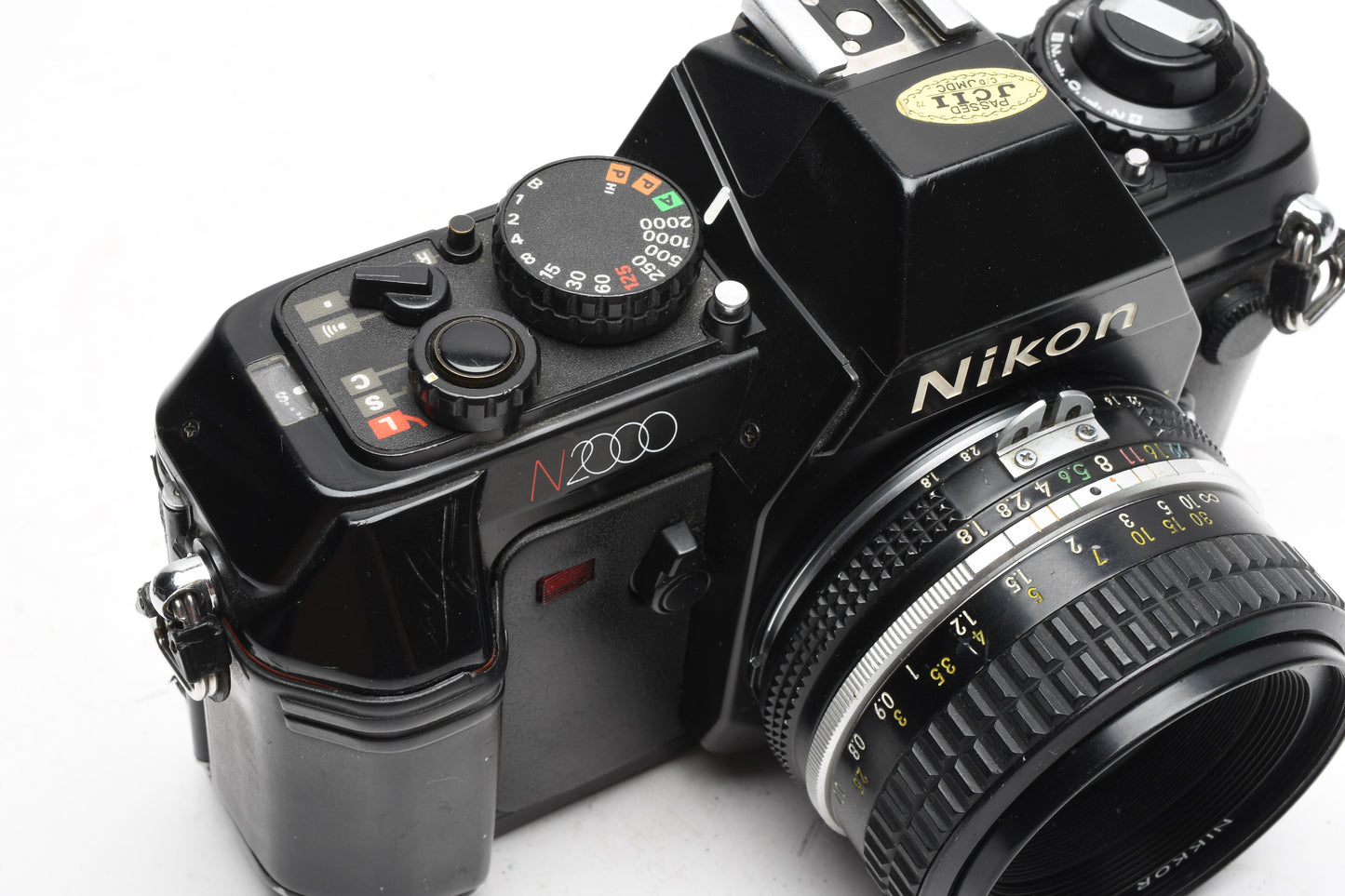 Nikon N2000 35mm SLR W/Nikkor 50mm F1.8, strap, Sky, tested, Good!