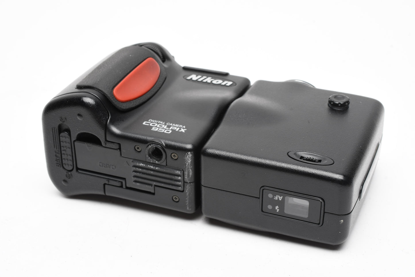 Nikon Coolpix 950 Digital Point&Shoot 3.2MP camera, case, works, *Read